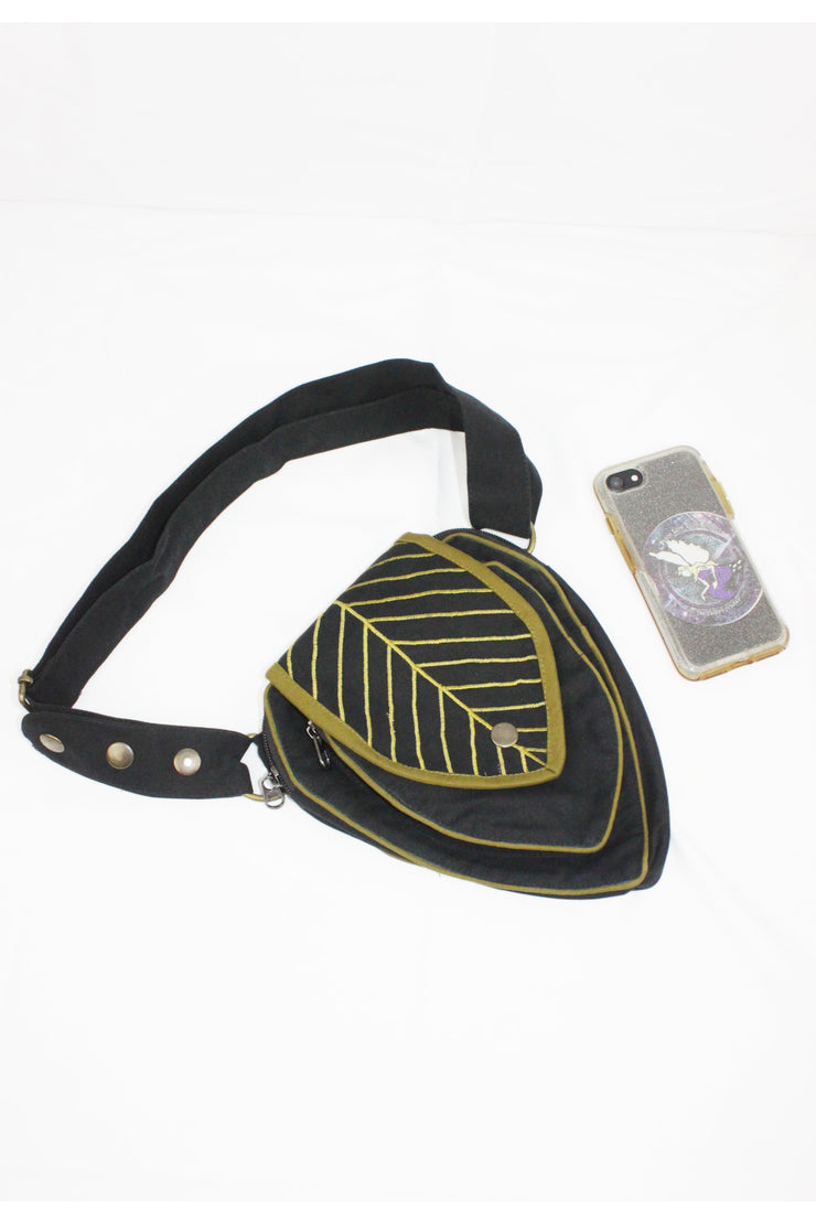 Belt: Leaf Teardrop Pouch [ABO-303B]