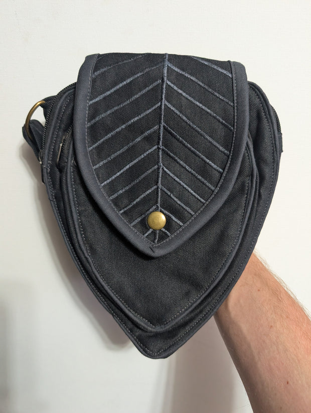 Belt: Leaf Teardrop Pouch [ABO-303B]