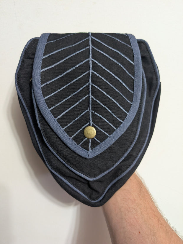 Belt: Leaf Teardrop Pouch [ABO-303B]