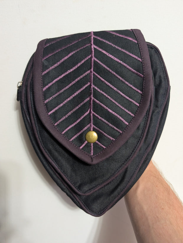 Belt: Leaf Teardrop Pouch [ABO-303B]