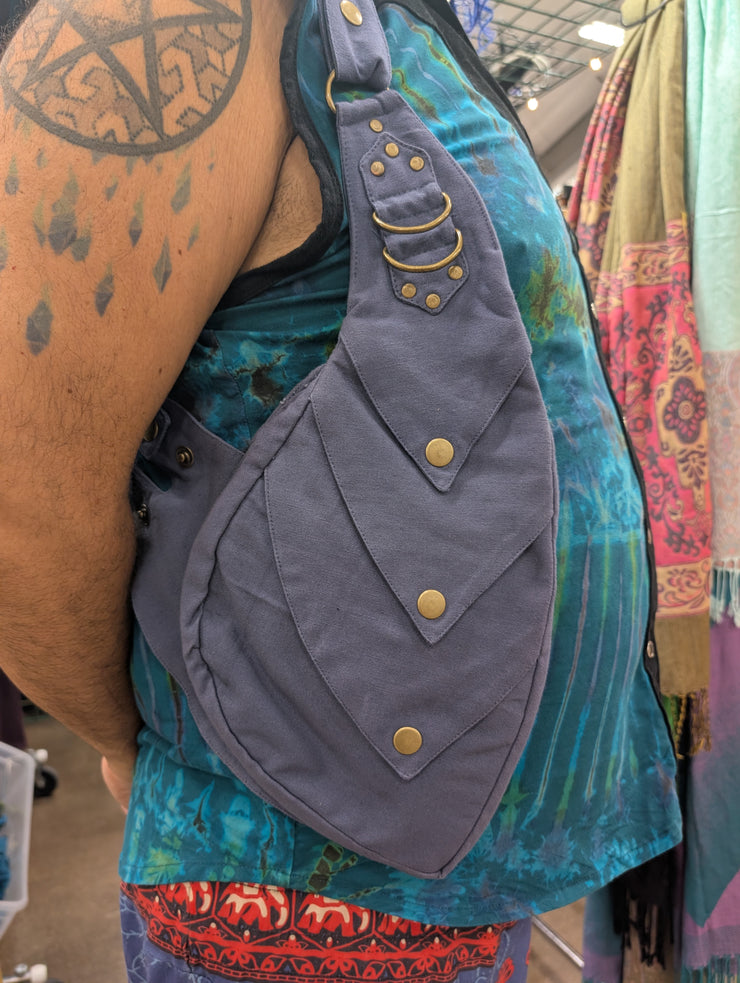 Holster: Dragon Scales Pocket Vest [ABO-604]