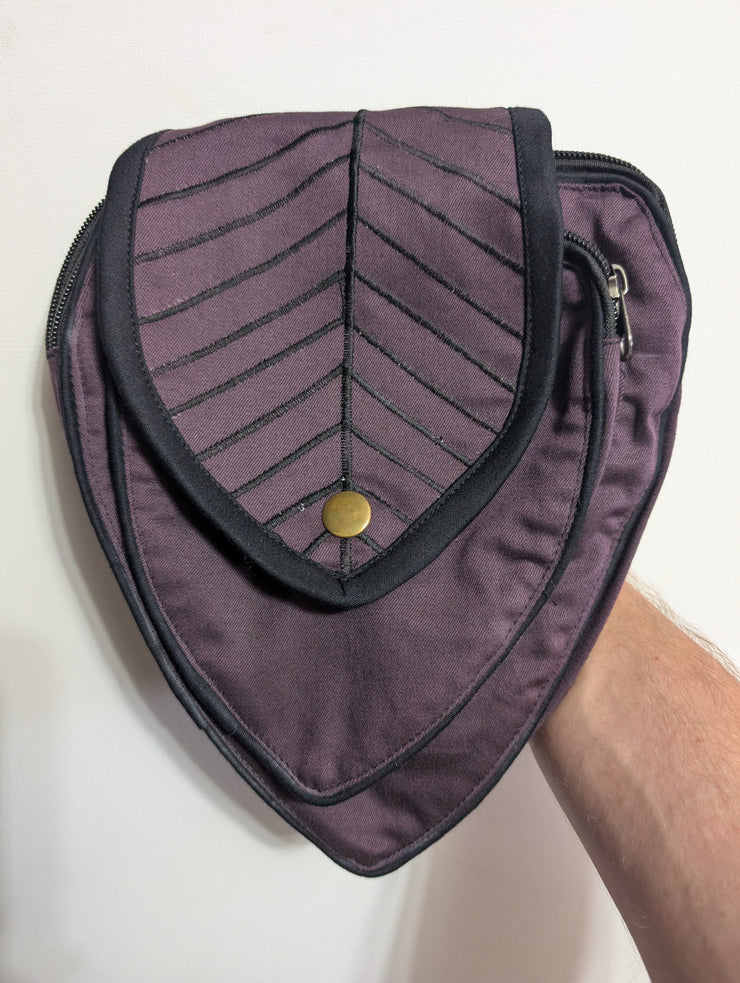 Belt: Leaf Teardrop Pouch [ABO-303B]