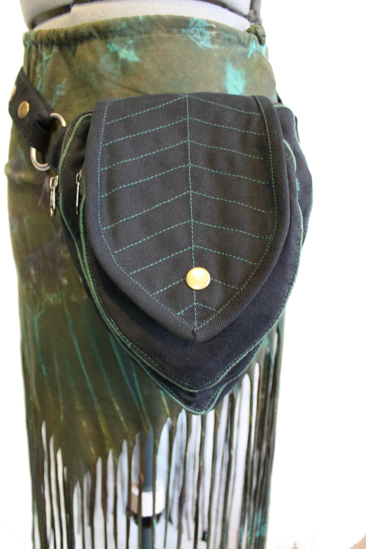 Pre Order ABO-303B Leaf Teardrop Pouch