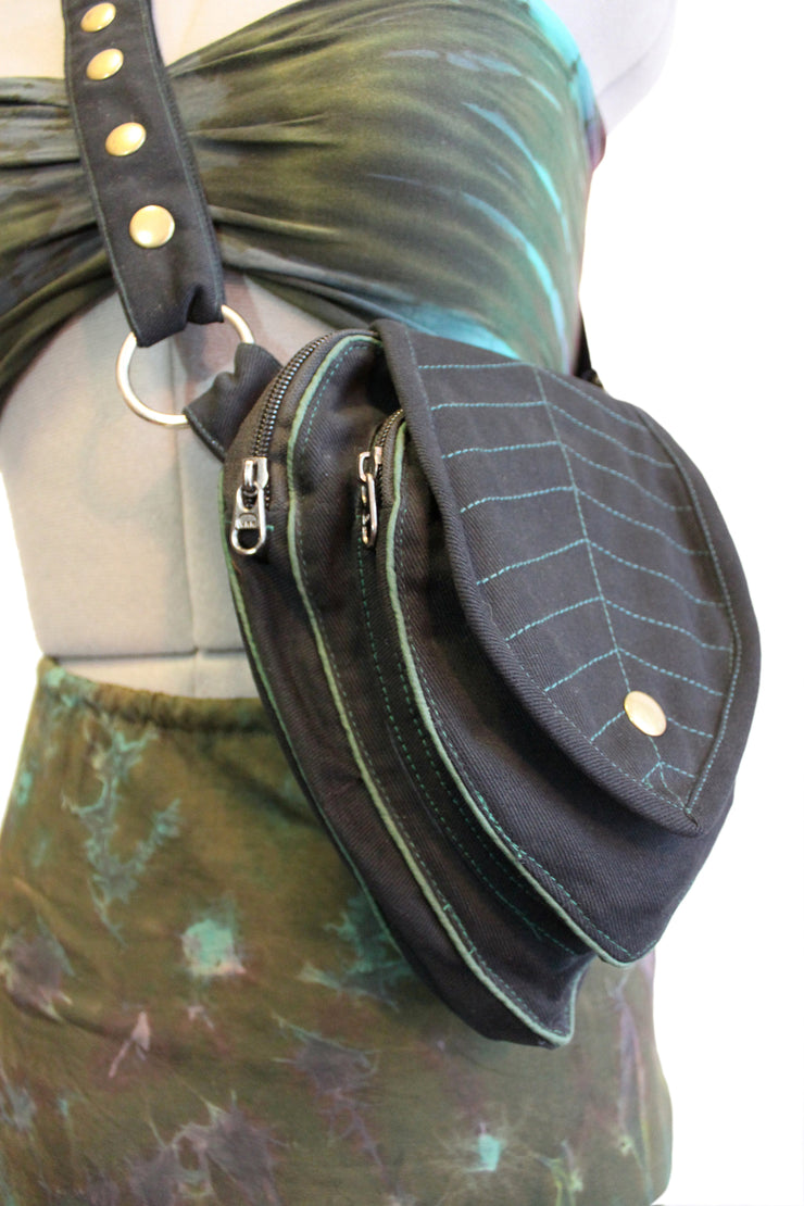 Pre Order ABO-303B Leaf Teardrop Pouch