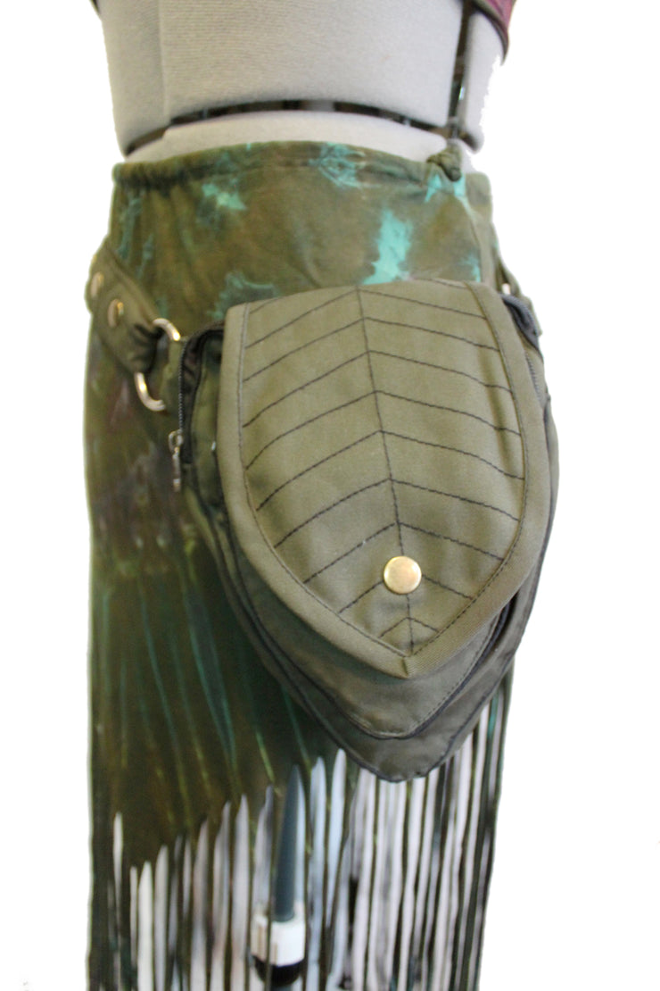 Pre Order ABO-303B Leaf Teardrop Pouch